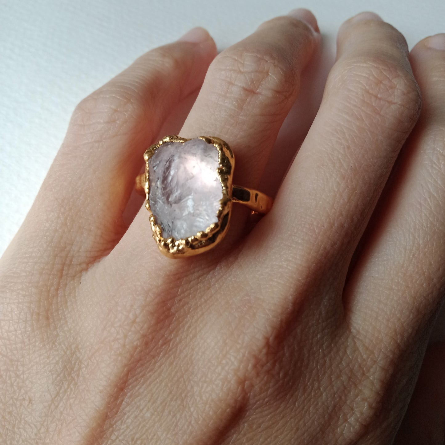 Raw rose quartz ring