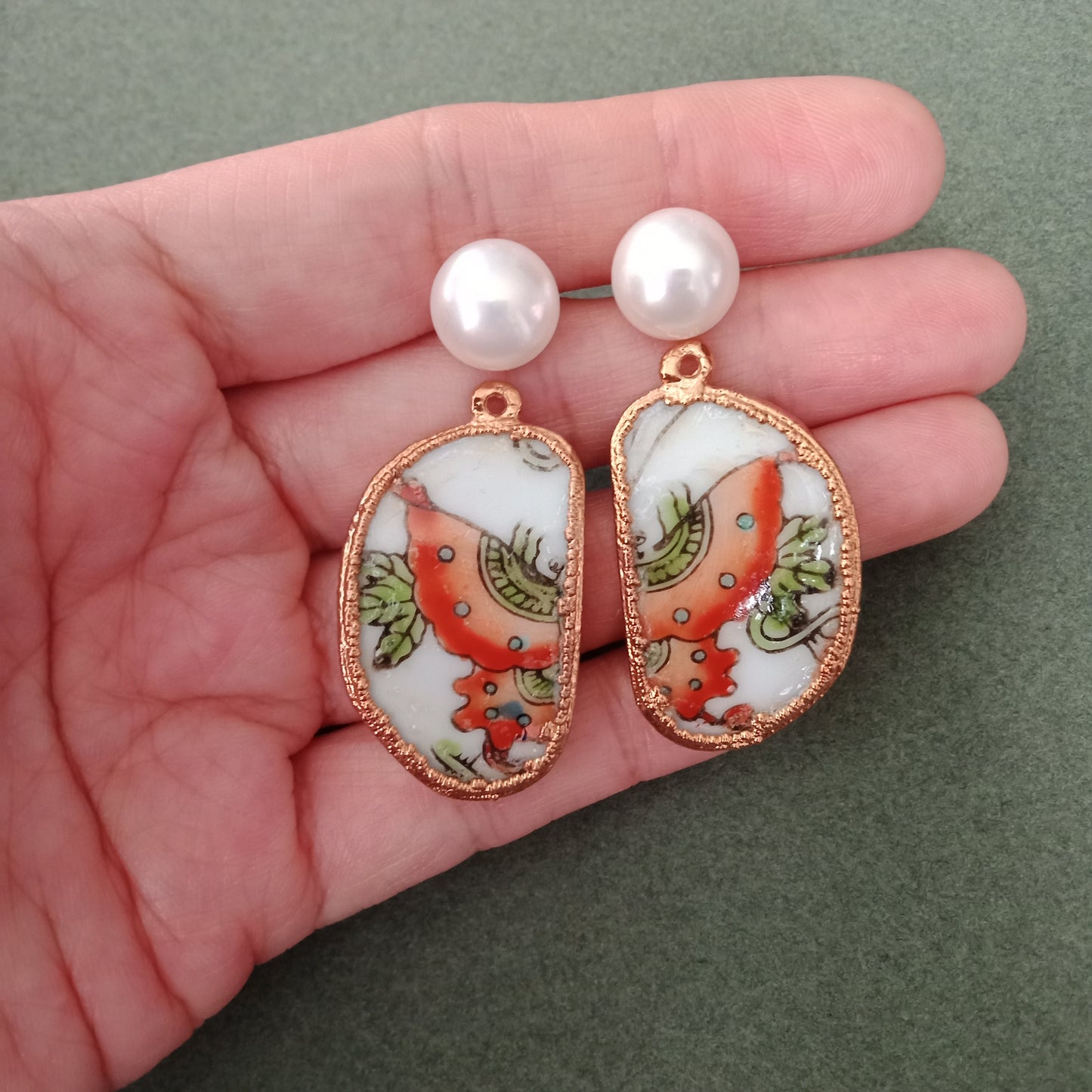 Chintz butterfly porcelain earrings