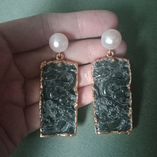 Reversible jade dragon carving earrings with FW pearls