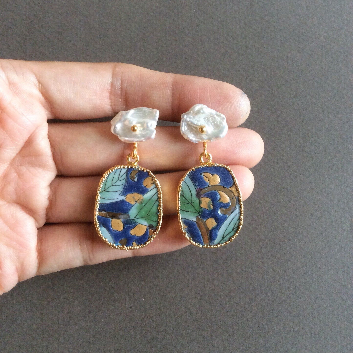 Blue "night scene" chinoiserie porcelain earrings with flat freshwater pearls